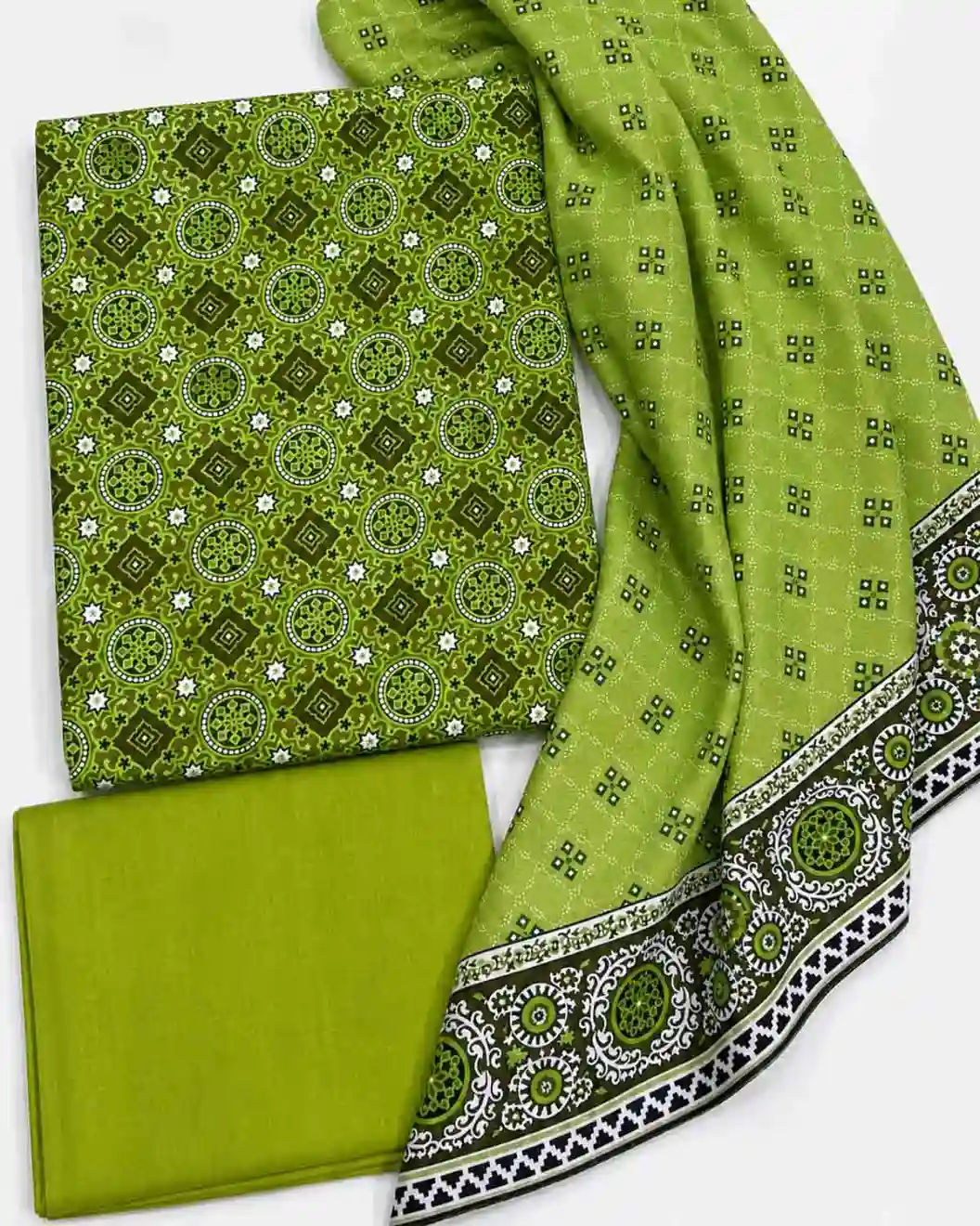 Ajrak Printed 3pc Suit - Image 4
